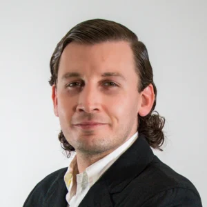 Dr. De la Torre Báez Jesús María