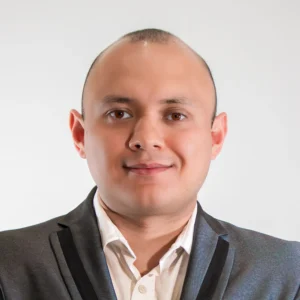 Dr. Solís Aranda Ricardo Yael